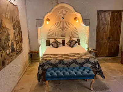 Risus Cave Suites - 2