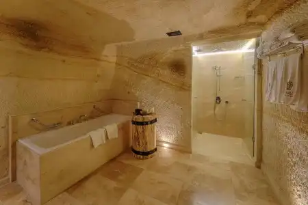 Taru Cave Suites - 90