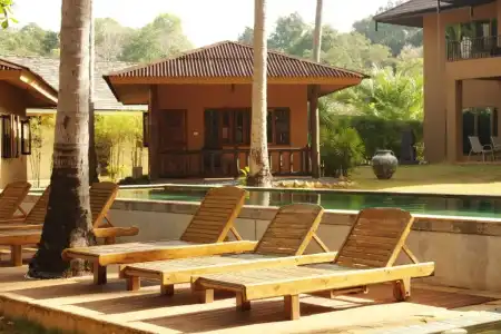Melina's Beach Front Bungalow - 143