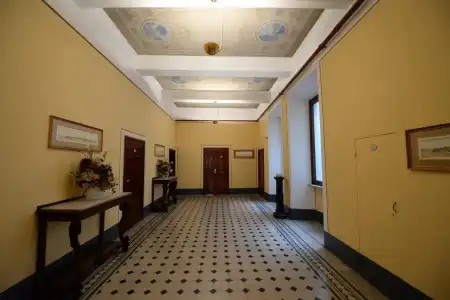 Royal Victoria - 11