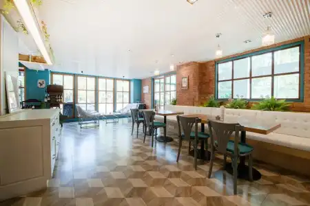 Blooming Hill - 23
