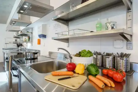 Chalet Hostel @ Backpackers Villa Interlaken - 24