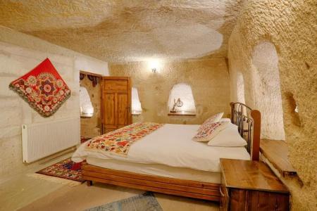 Tulip Cave Suites - 163