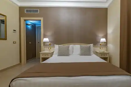 Vittorio Emanuele Boutique - 48