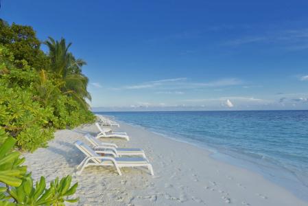 Angaga Island Resort and Spa - 16