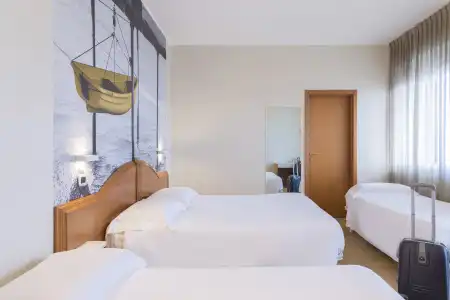 B&B - 8