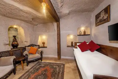 Sunset Cave - 205