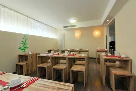 Premier Inn Berlin City Spittelmarkt - 18