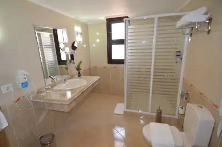 Rohanou Beach Resort - 7