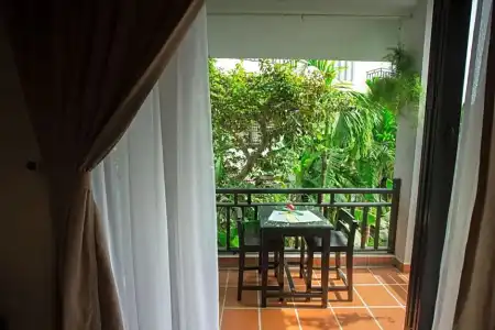 East West Villa - 38