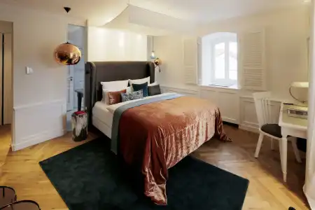 LA Maison - 10