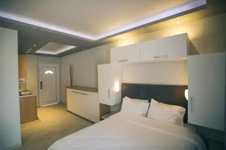 Royal and Suites - 10