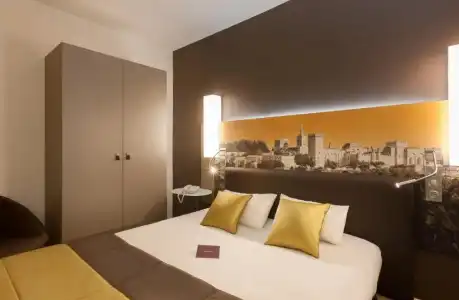 Mercure Avignon Centre Palais des Papes - 65