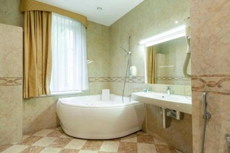 Boho Chic Apartment - 5