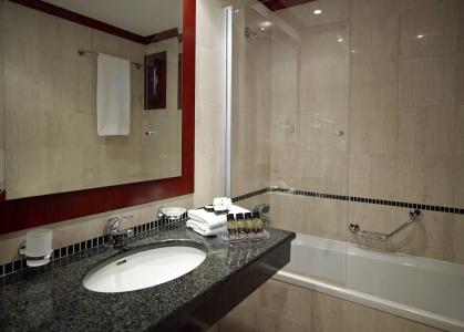 Roda Beach Resort & Spa - 8