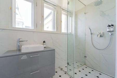 Luxury Style Apartments - 114