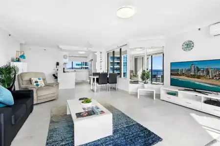 Surfers Century Oceanside Apartments - 123