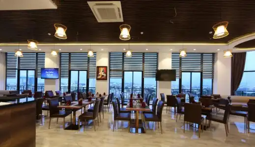 RHM Luxury And Suite - 16