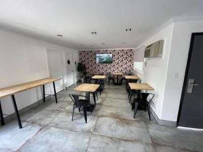 Red Lion Inn & Suites Sacramento - 12