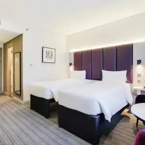 Premier Inn Dubai International Airport - 38