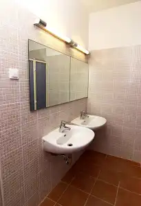 Wow City Hostel - 9