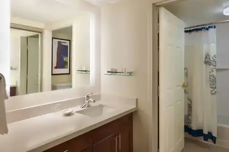 Residence Inn by Marriott Toronto Airport - 14