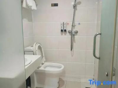 Jinhui (Guangyi Affiliated Hospital Respiratory Medicine Center Tanwei Subway Station) - 13