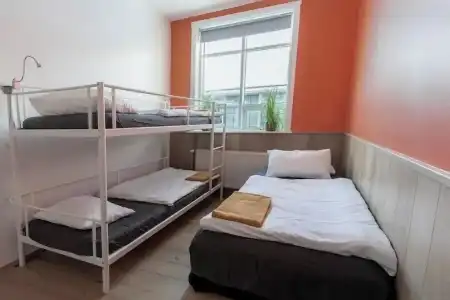 Hostel Fjordur - 3