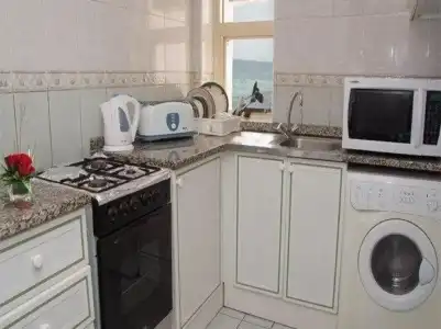 Al Sharq Furnished Suites - 18