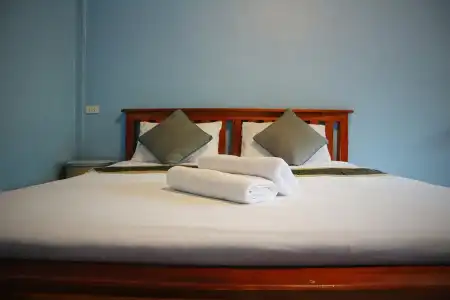 Marina Hut Guest House - 28
