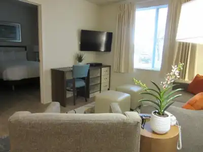 WaterWalk Extended Stay by Wyndham Wichita - 37