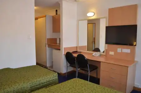 Airport Motel - 50