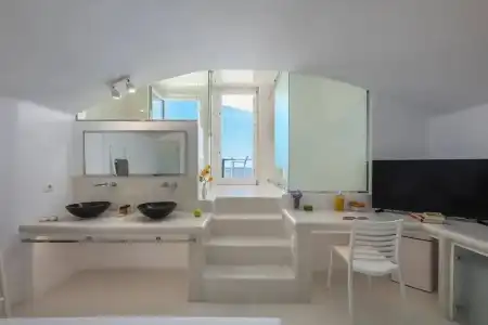 Sophia Oia View - 31
