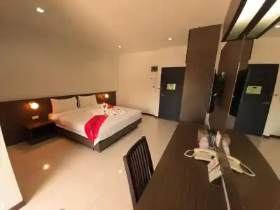 The Siri Place - 31