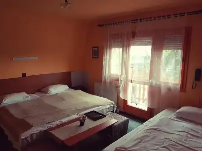 Attila Budapest - 3