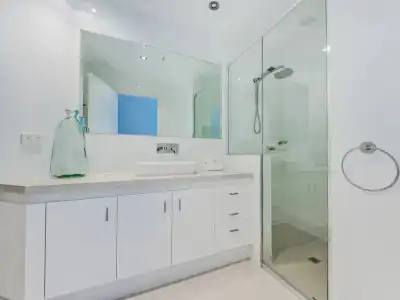 Oceana on Broadbeach - 44