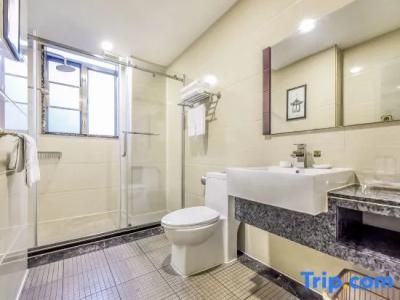 Yulong Inn - 38