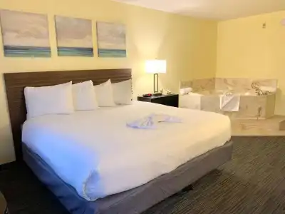 Seven Gables Inn - 20