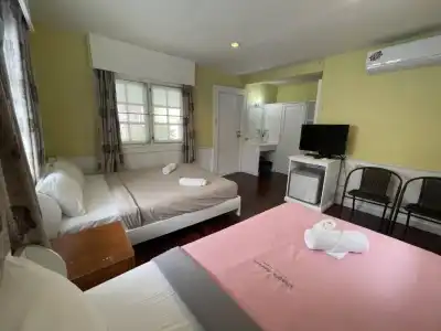 Utopia Resort - 40