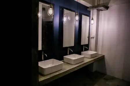 Silom Space Hostel - 8