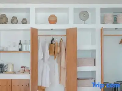 Baan Rin Ruk - 28
