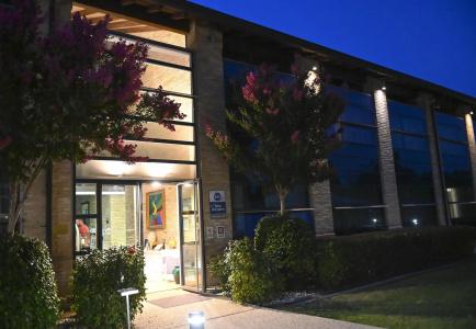Best Western Green City - 35