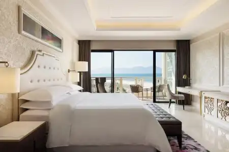 Sheraton Grand Danang Beach Resort & Spa - 61