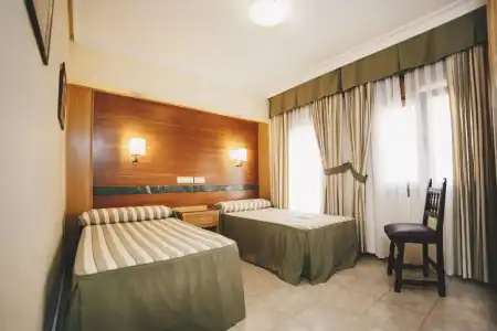 Hostal Los Gavilanes 2 - 17