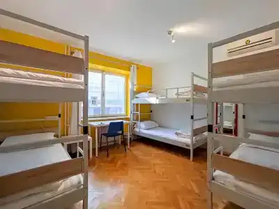 Whole Wide World Hostel & Bar - 56