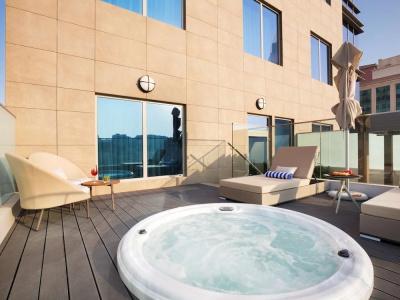 Novotel Bur Dubai - 70