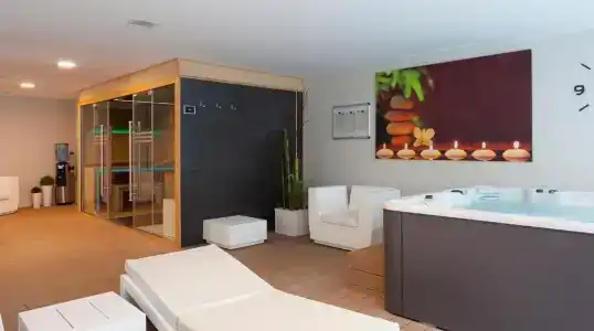 Helios Mallorca & Apartments - 9