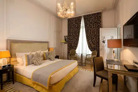 Majestic - SPA Champs Elysées - 82