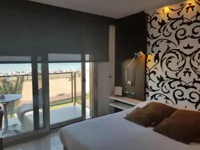 Estrella del Mar - 52