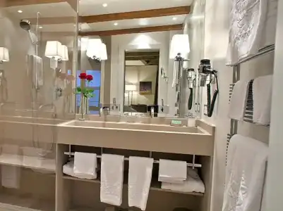 Hôtel Les Armures - 90